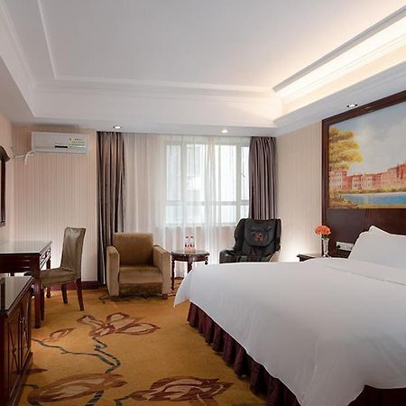 Vienna Hotel Dongguan Chang'An Mid Zhen'An Road Экстерьер фото